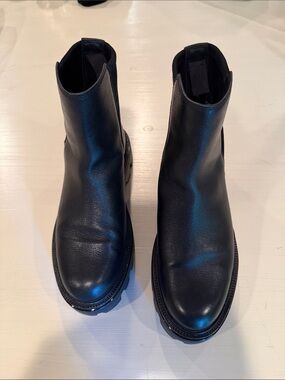 rag & bone Black Leather Chelsea Ankle Boots
